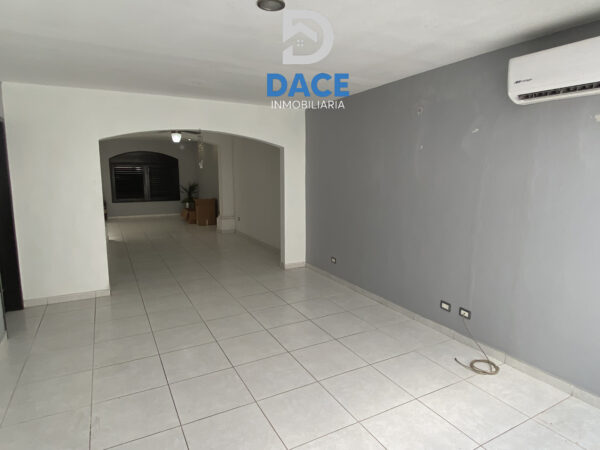CASA EN VENTA COL. CHAPULTEPEC CULIACAN - Image 5