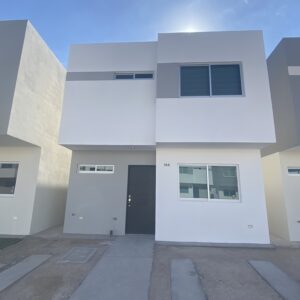 ESTRENA CASA EN RENTA PRIVADA BELCANTTO SECTOR SALIDA SUR CULIACAN