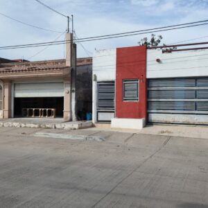 DOS CASAS EN VENTA COLONIA DIAZ ORDAZ CULIACAN TERRENO GRANDE
