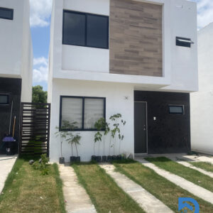 CASA EN VENTA VALLE ALTO PRIVADA CON ALBERCA CULIACAN