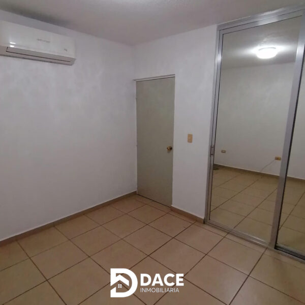 CASA EN RENTA AMUEBLADA EN PORTAFE SECTOR SANTA FE CULIACAN PARQUE - Image 11
