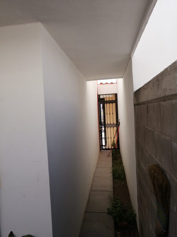 CASA EN VENTA FRACCIONAMIENTO MONTERREAL ZONA PORTALEGRE LA CONQUISTA - Image 8