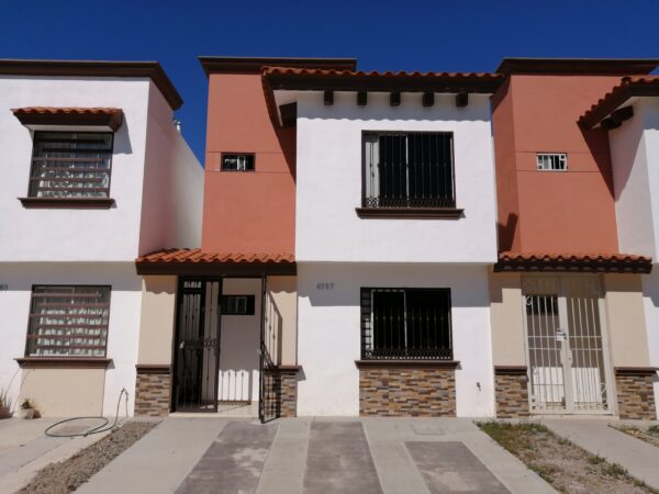 CASA EN VENTA FRACCIONAMIENTO MONTERREAL ZONA PORTALEGRE LA CONQUISTA - Image 10