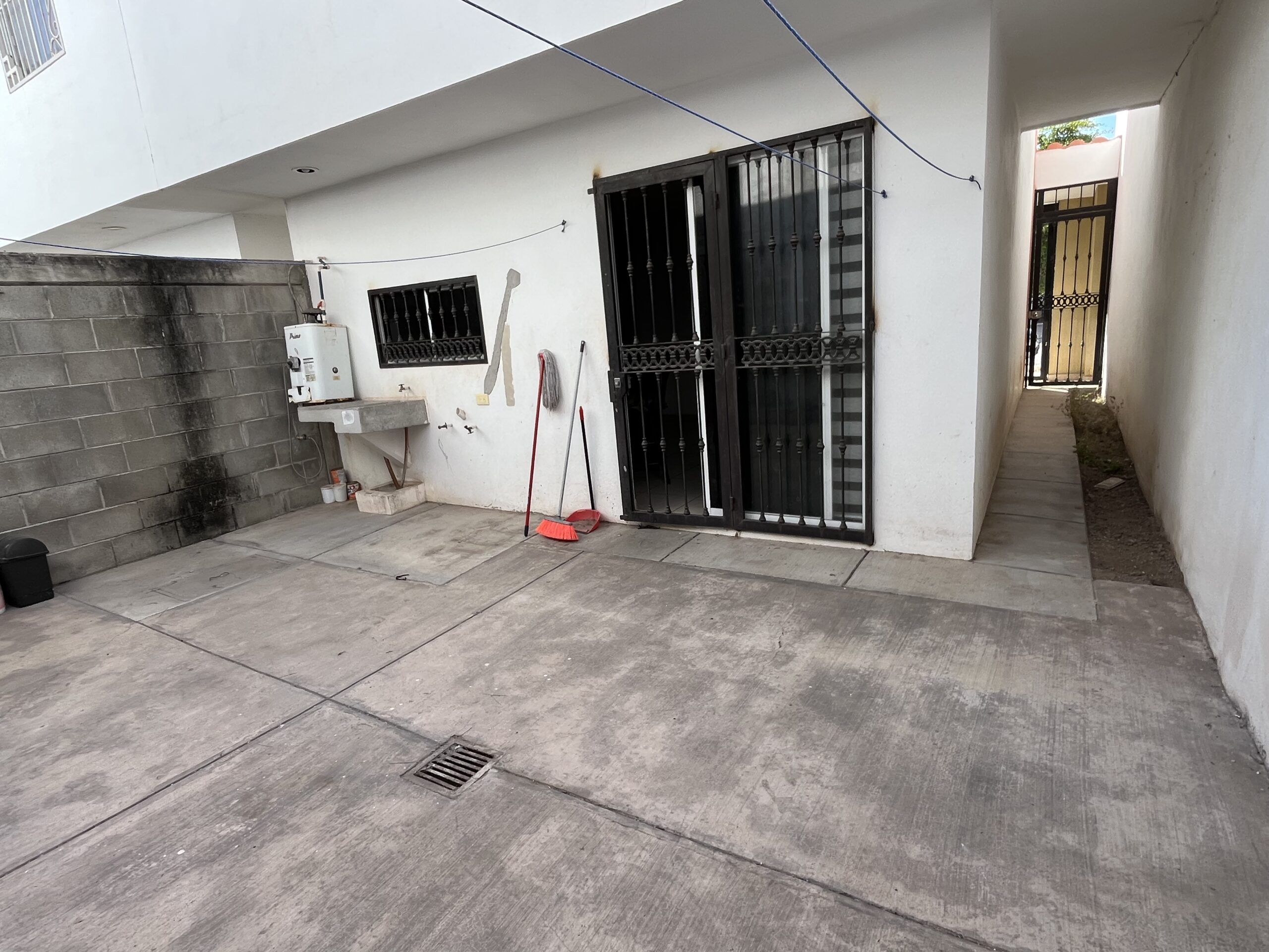 CASA EN VENTA O RENTA FRACC. MONTERREAL PORTALEGRE CULIACAN - Image 11