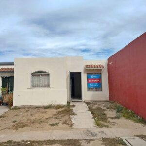 CASA EN VENTA EN VALLE ALTO CERCA DE LA PRIMARIA