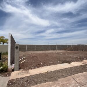 ESQUINA EN VENTA LOTE CON SERVICIOS PRIVADA PORTALEGRE ELEMENTS CULIACAN