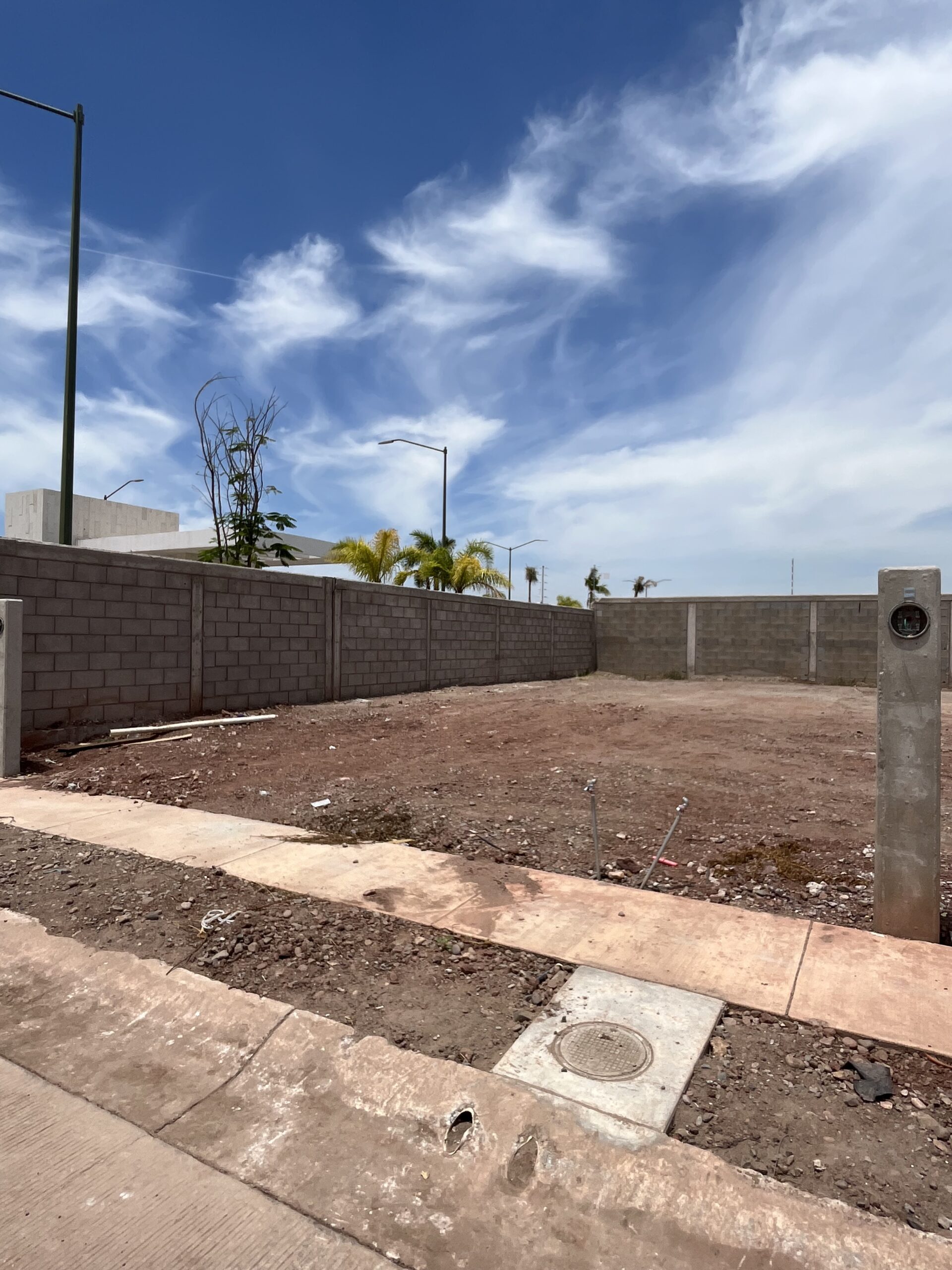 LOTE 08 CON SERVICIOS PORTALEGRE ELEMENT PRIVADA CULIACAN - Image 2