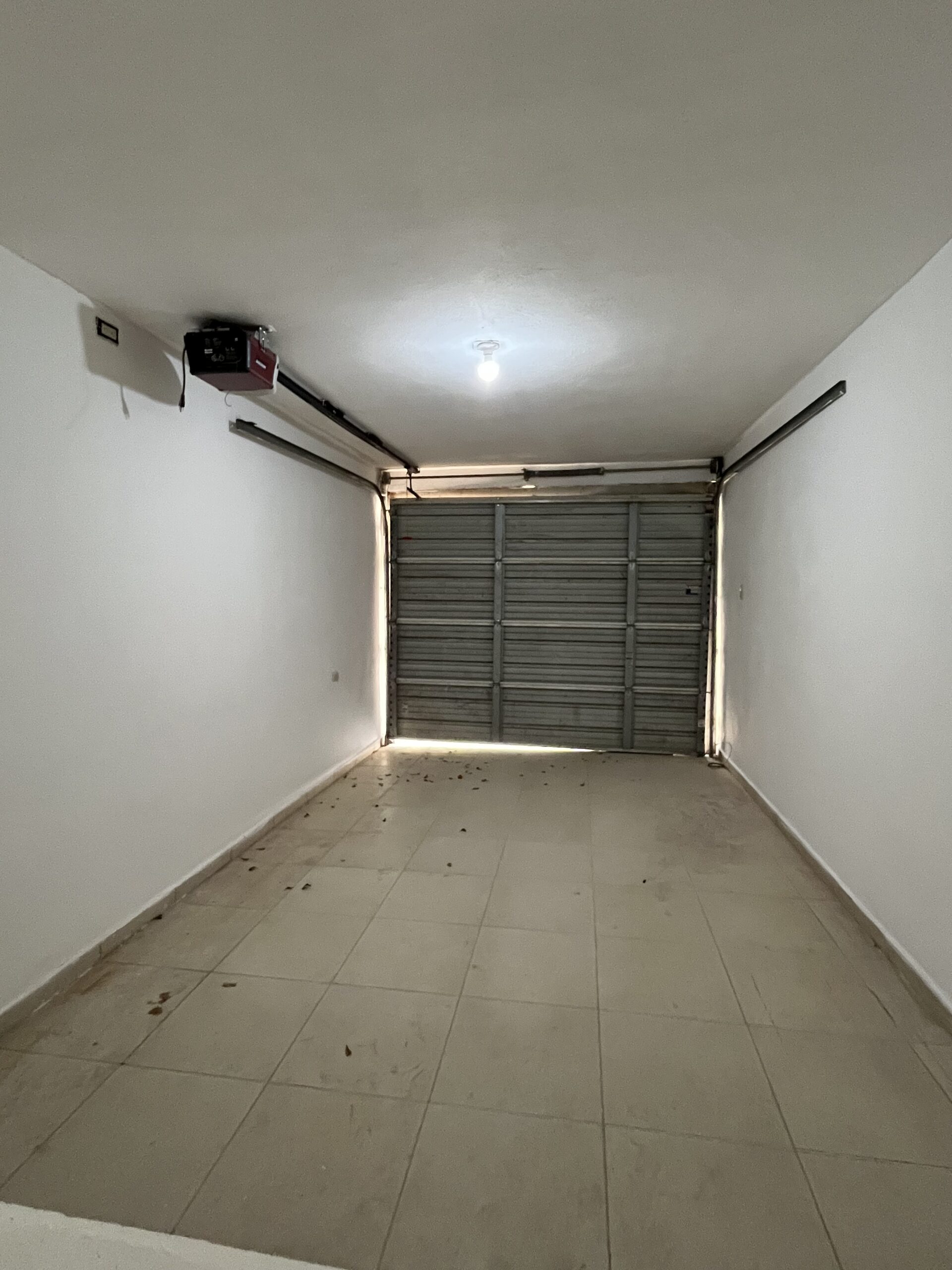 CASA EN VENTA SECTOR LOMAS DEL SOL FRACCIONAMIENTO MONTESIERRA - Image 10