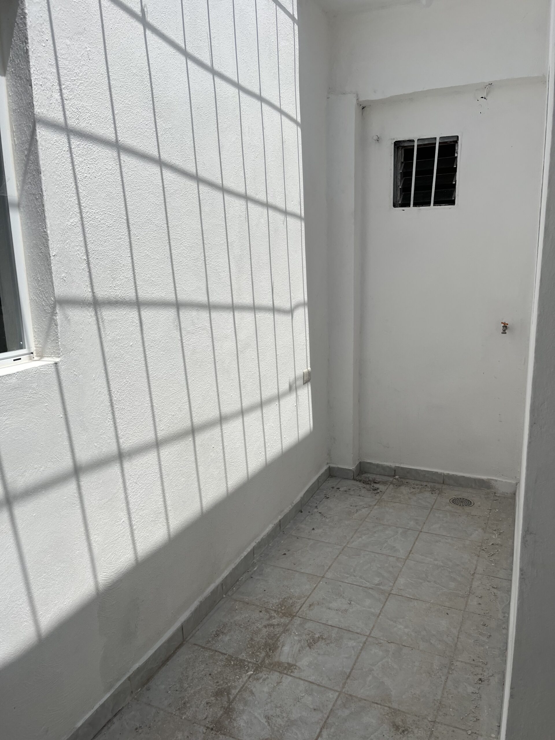 CASA EN VENTA SECTOR LOMAS DEL SOL FRACCIONAMIENTO MONTESIERRA - Image 11