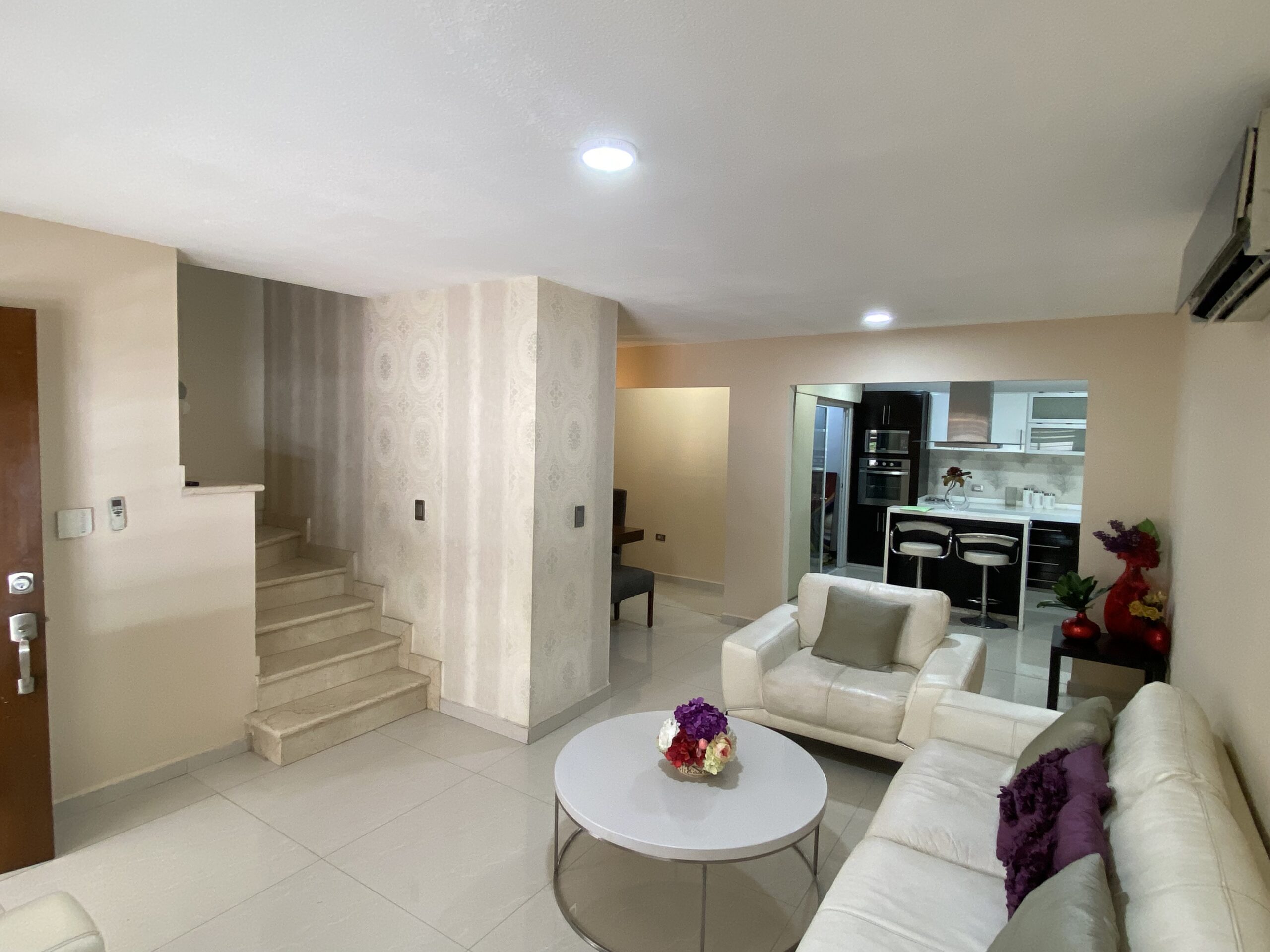 CASA AMUEBLADA EN ESQUINA EN PORTALEGRE MUY AMPLIA - Image 7