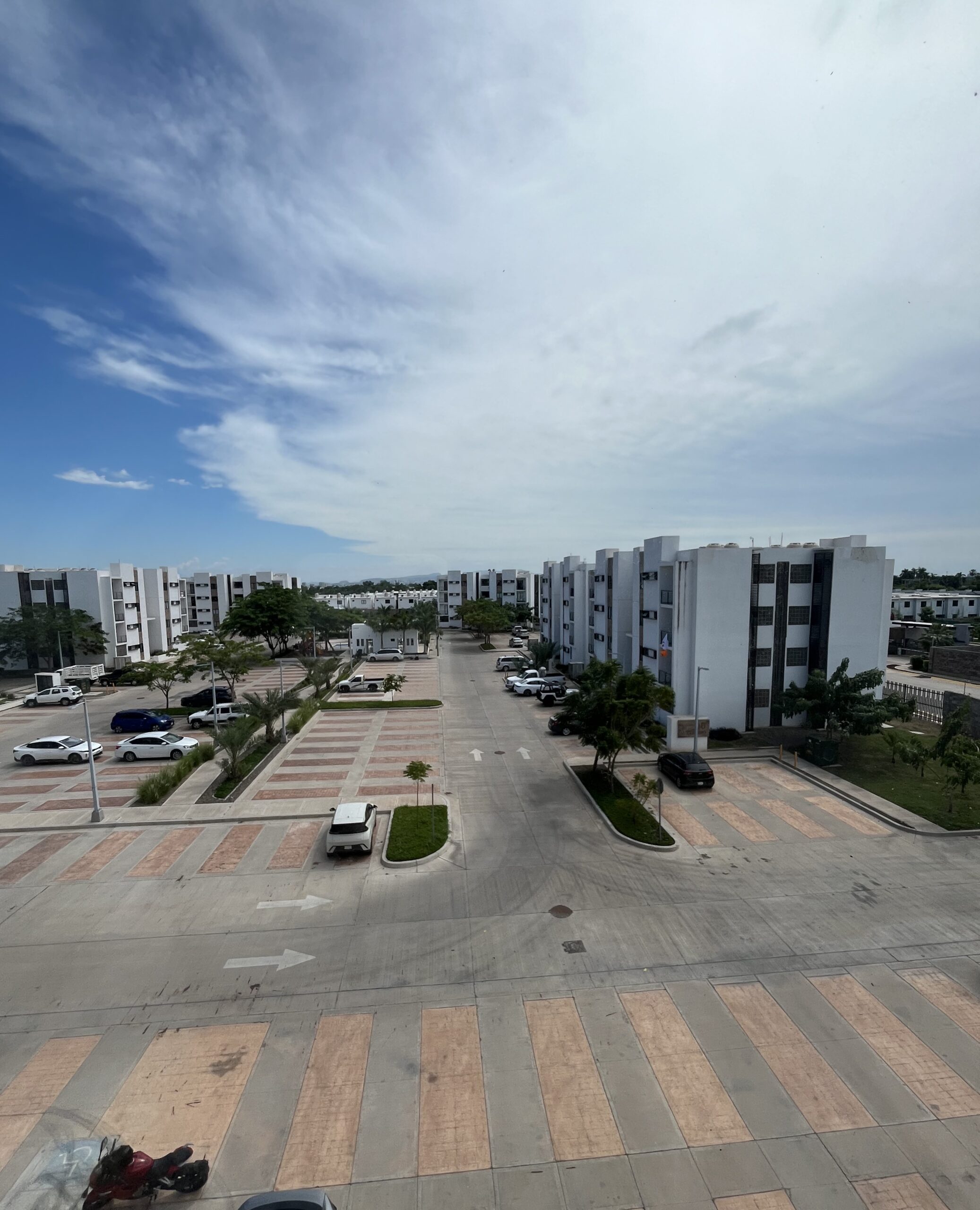 ESTRENA DEPARTAMENTO EN PRIVADA VALLE ALTO BARUN 3 - Image 9