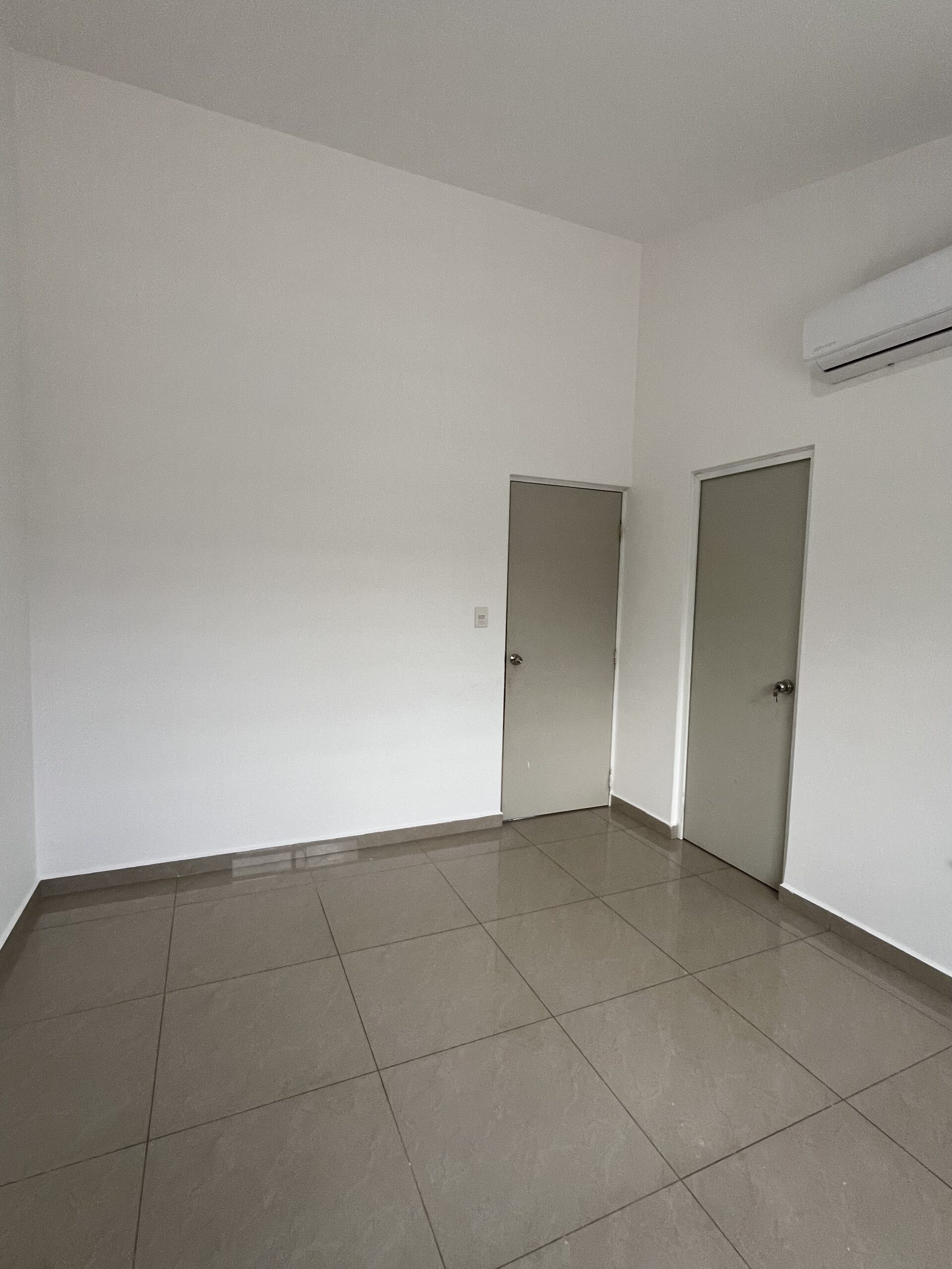 CASA AMUEBLADA EN RENTA PORTALEGRE CENTRAL PARK - Image 4